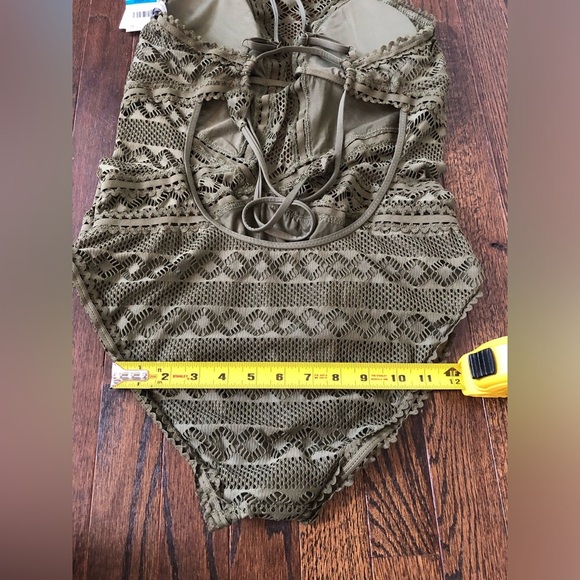 BECCA Women’s XL Olive Green Crochet Halter One-Piece Open-Stitch Swimsuit - NWT - Picture 15 of 15